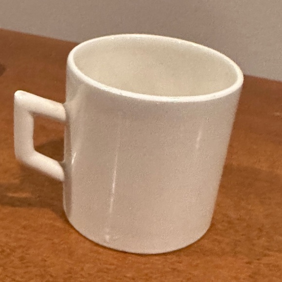 Vintage Small Cup And Saucer Made In Italy Dancing Couple With Cupid & Arrow - Picture 8 of 11